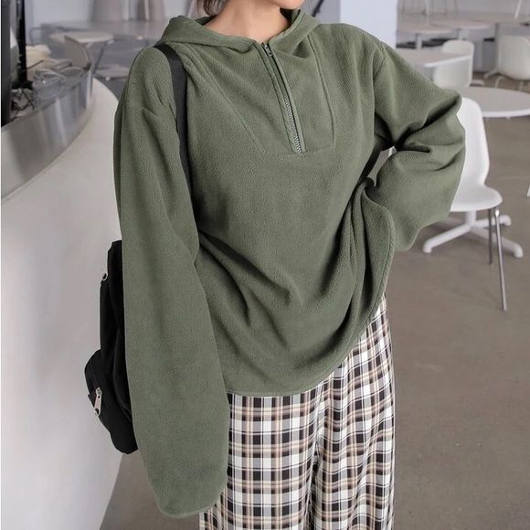 (3 for $24❣️) Half Zip Cozy Hoodie - Picture 9 of 14